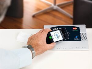 Read more about the article CBA расширяет Apple Pay, чтобы включить в нее визитные карточки